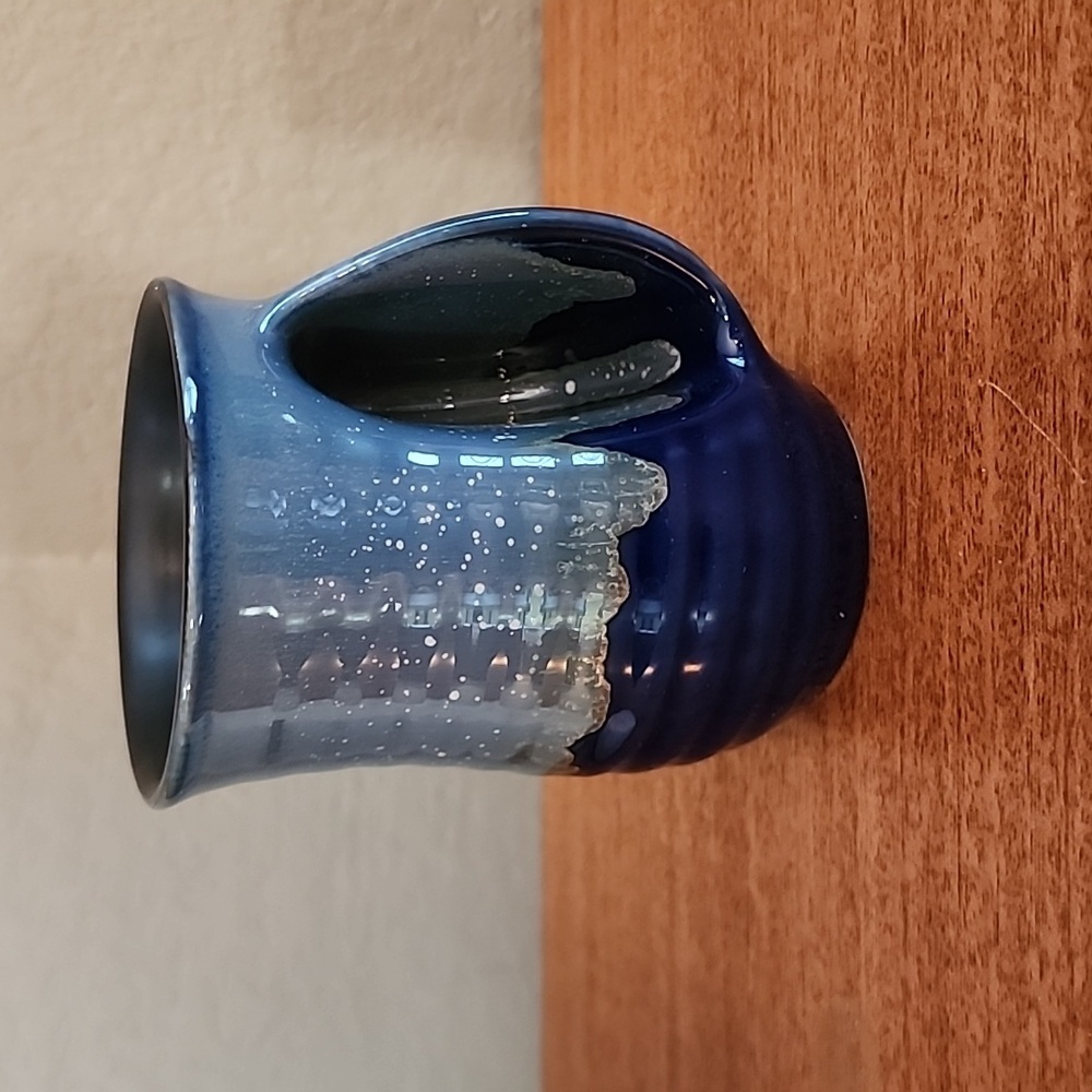 Ooj Dzoo Pottery Handmade Hand Warmer Coffee Mug Right Handed